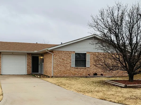 411 NE 27th St, Lawton, OK 73507