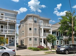 27-29 Cameron Ave #B, Cambridge, MA 02140