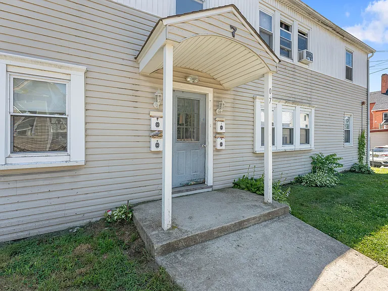 7 Elizabeth St #3 — Photo 17