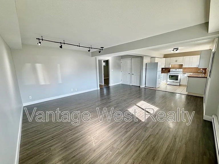 3426B Logan Rd — Photo 5