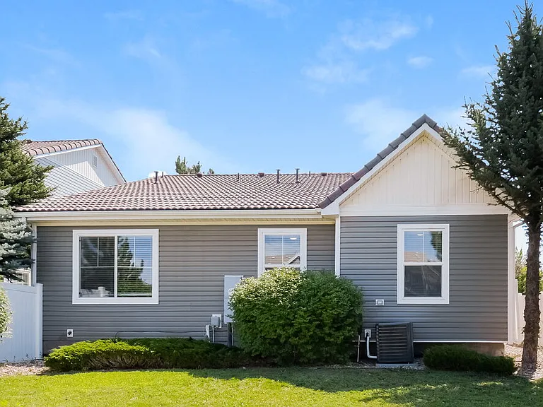 4785 Biscay St — Photo 17