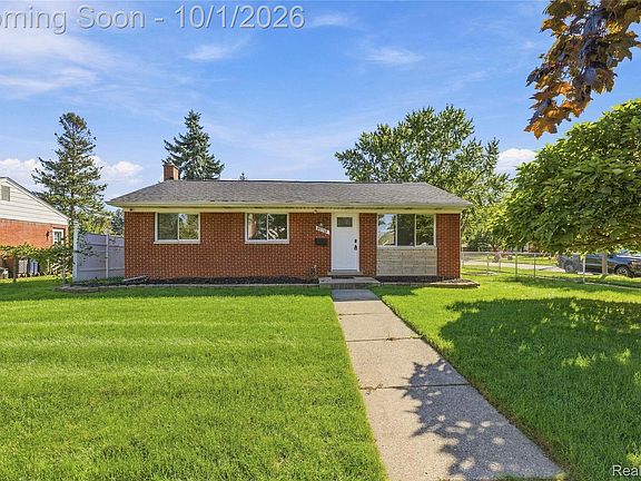 2nd image of 40518 Pickett Ridge Rd