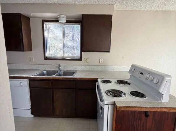 1847 Dawn Ct, Klamath Falls, OR 97603
