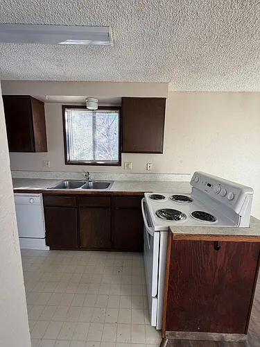 1847 Dawn Ct Photo 1