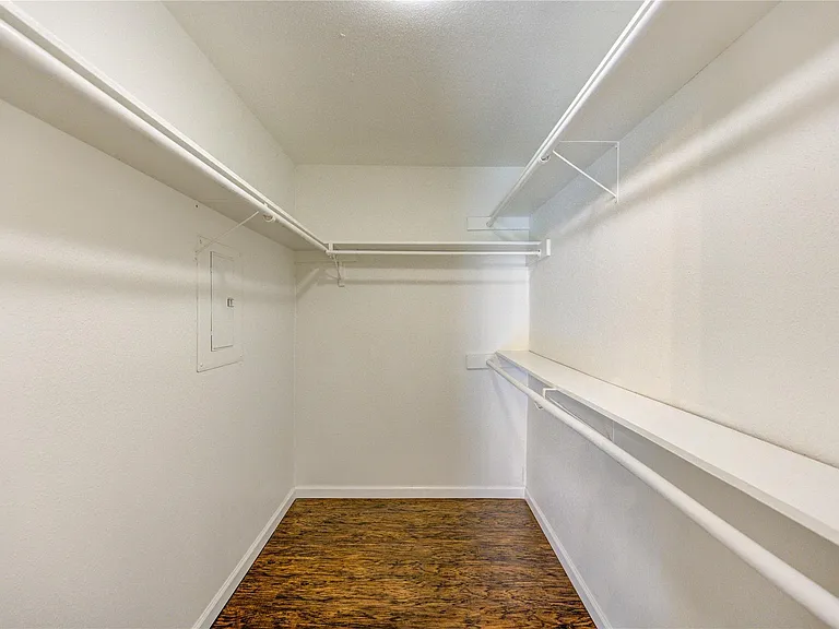2120 Wilcrest Dr #226 — Photo 21