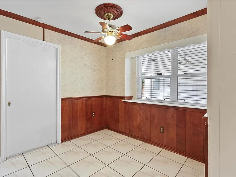 12303 Barryknoll Ln — Photo 11