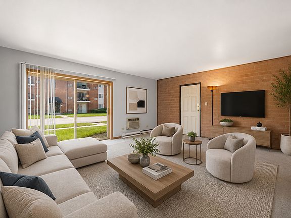 5th image of 1900 Canal St APT 1B