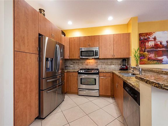 4th image of 2901 NW 126th Avenue #2-212