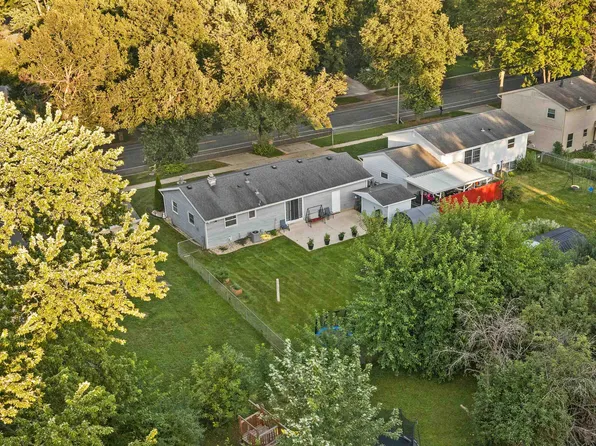 2014 Prairie Rd, Madison, WI 53711