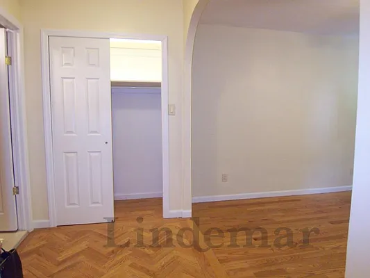 Rented by Lindemar LLC | media 21