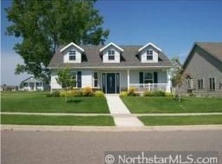 1761 Knottingham Dr, Sartell, MN 56377