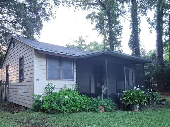 1024 W ODESSA Drive, Jacksonville, FL 32254