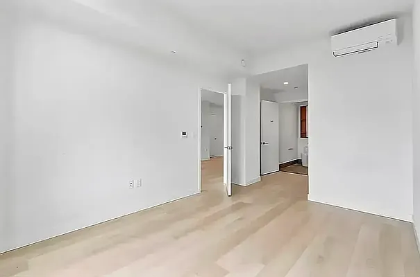 Rented by Living New York | media 8