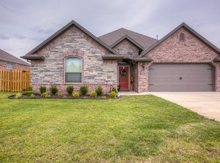 3781 Solitude St, Springdale, AR 72764