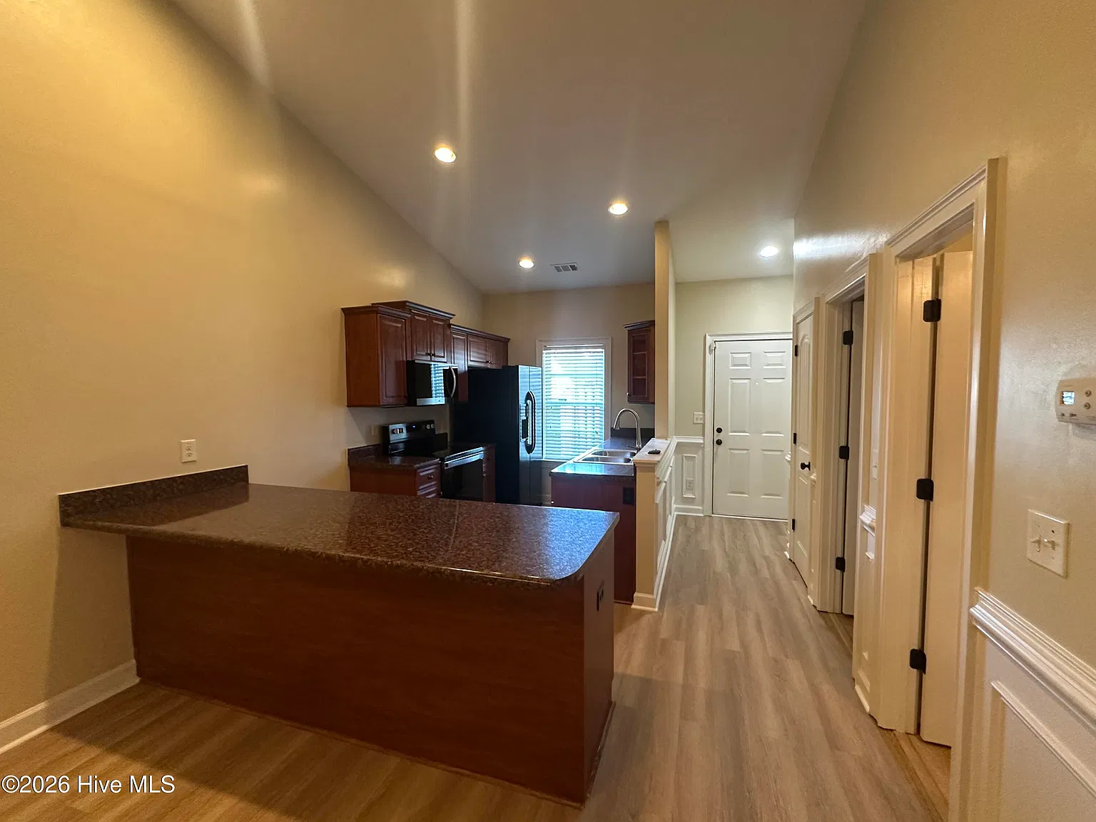 2 bed, 2.0 bath, $1,850 — Photo 3