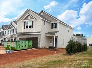 7310 Greenrock Ct, Charlotte, NC 28215