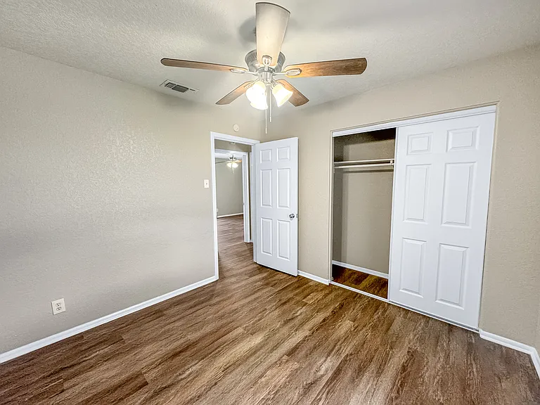 310 Mahota Dr — Photo 19
