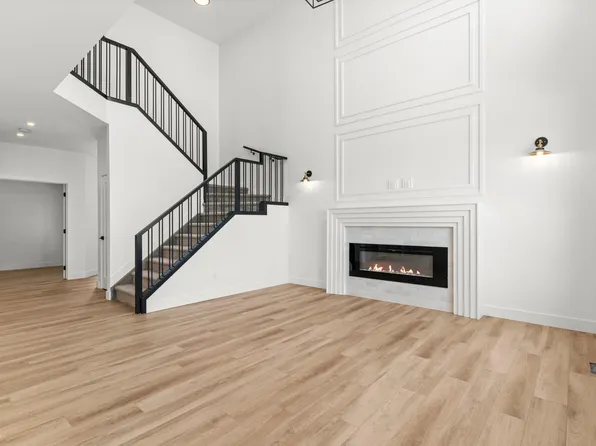 11 Arthur Way, Spruce Grove, AB T7X 0Y4