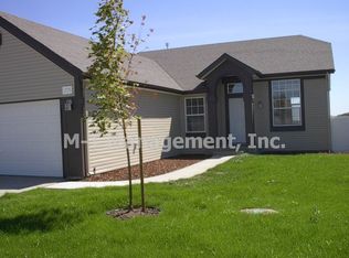 1715 W Pleasant Ln, Spokane, WA 99208