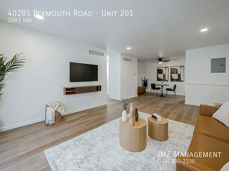 40285 Plymouth Rd #201 — Photo 12