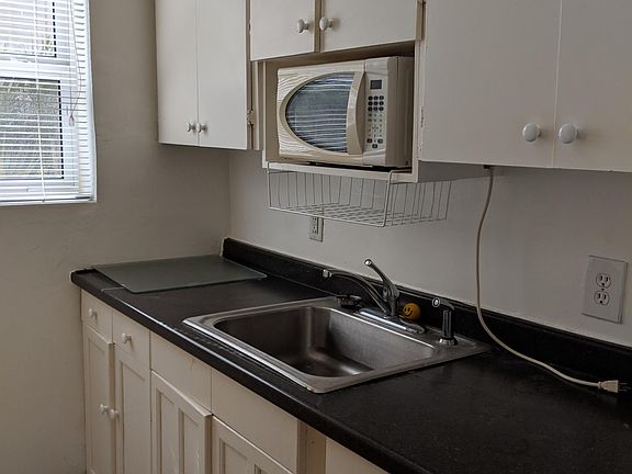 3rd image of 10070 E Bay Harbor Dr #70B