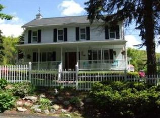 19 Bernhard Rd, Barnesville, PA 18214