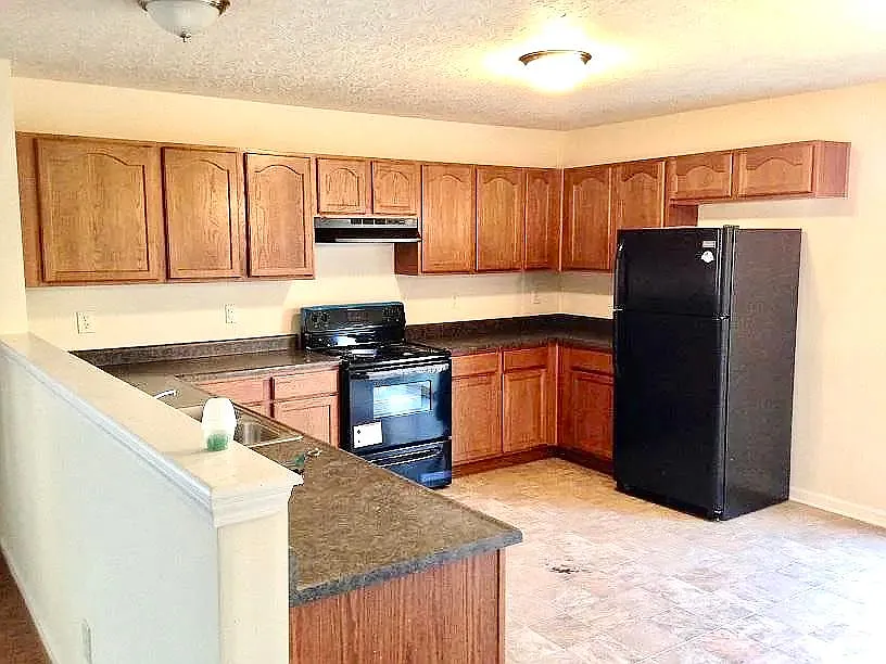 Building Photo - 2317 Lonan Ct
