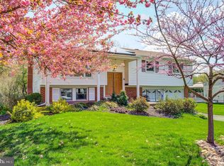 9 Bel Air Dr, Yardley, PA 19067