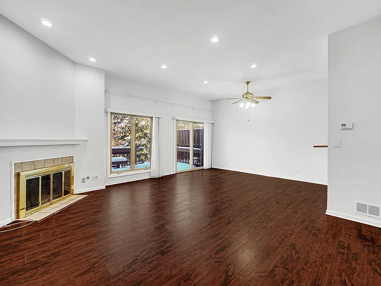 1017 Arbor Ct — Photo 8