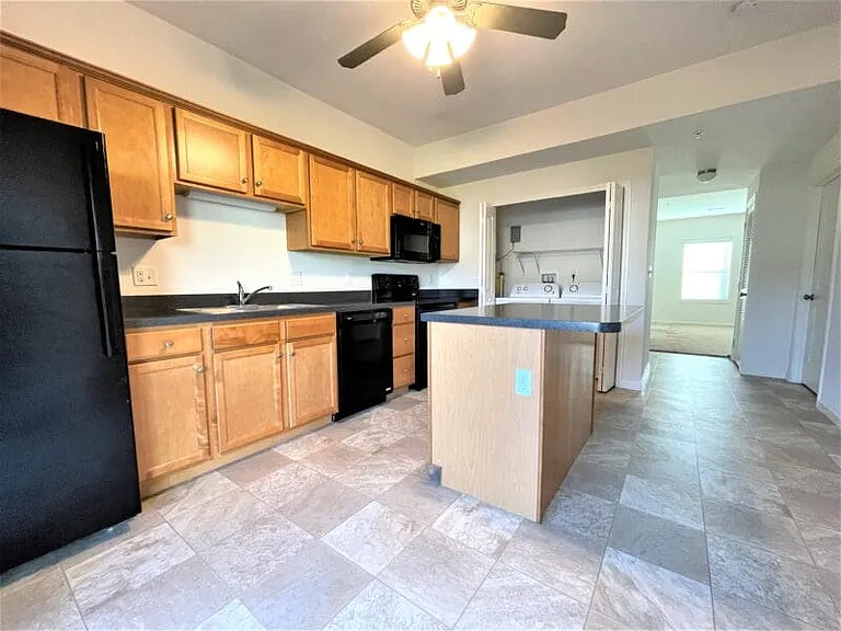 Fox Ridge — Photo 24