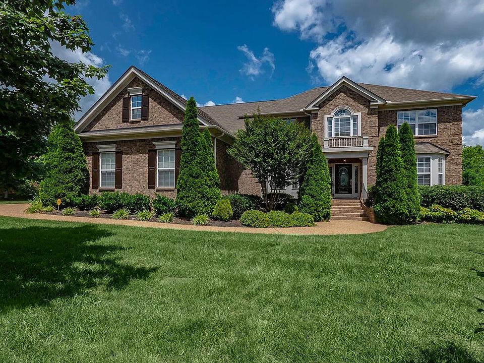 1st image of 55 Timberline Dr