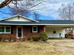 912 Arlington St, Sikeston, MO 63801