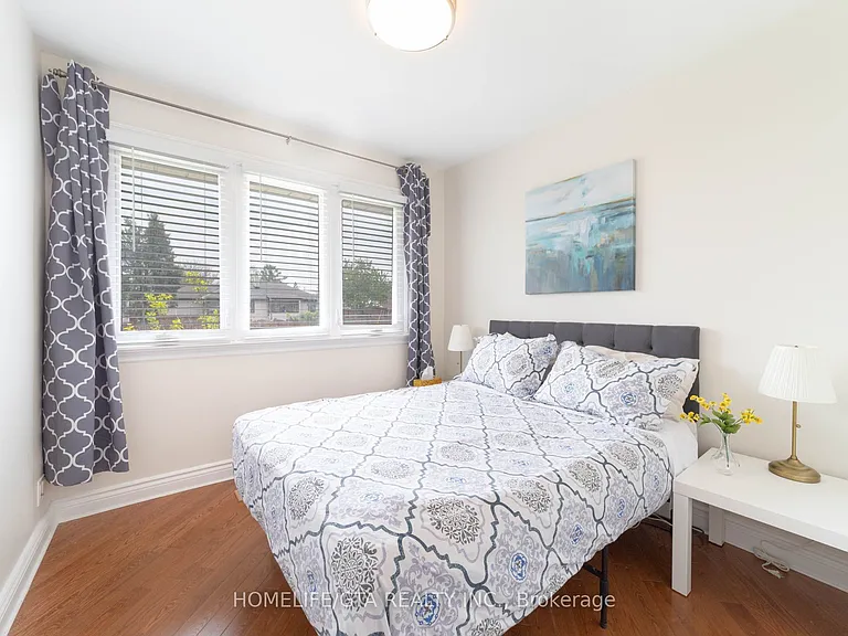 8 Laxford Ave — Photo 14
