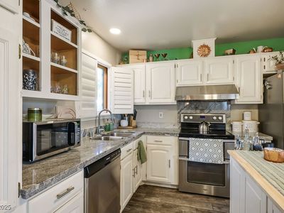 4012 Sorrento Way, Las Vegas, NV, 89121