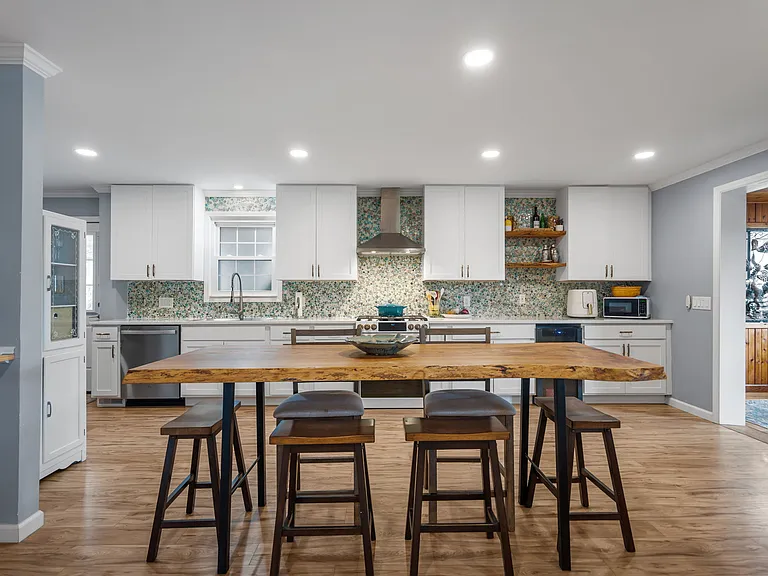 109 River Dr — Photo 12