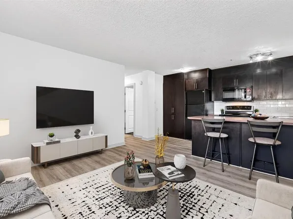 1333 N 13th Ave SW #103, Calgary, AB T3C 0T4
