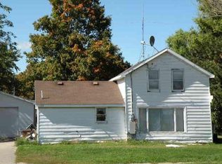 122 S Hartel Rd, Potterville, MI 48876