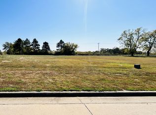 4018 E Dunrobin Dr, Springfield, MO 65809