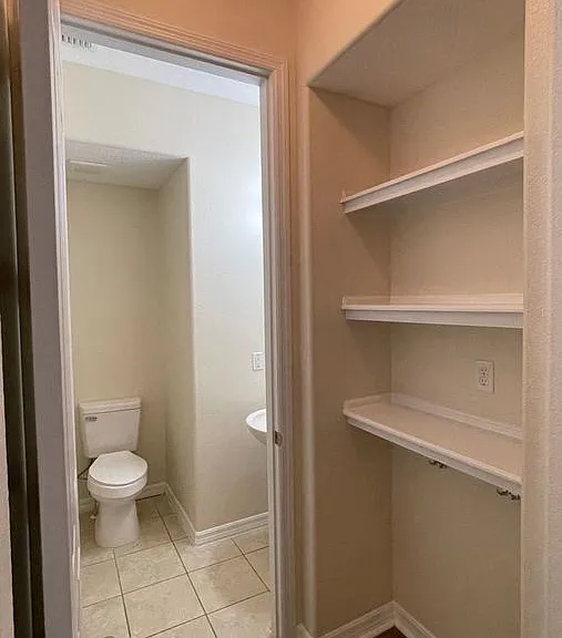 9484 Strongbark Ln — Photo 12