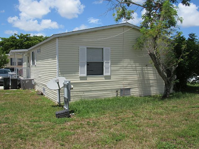 2nd image of 6800 NW 39th Ave #305
