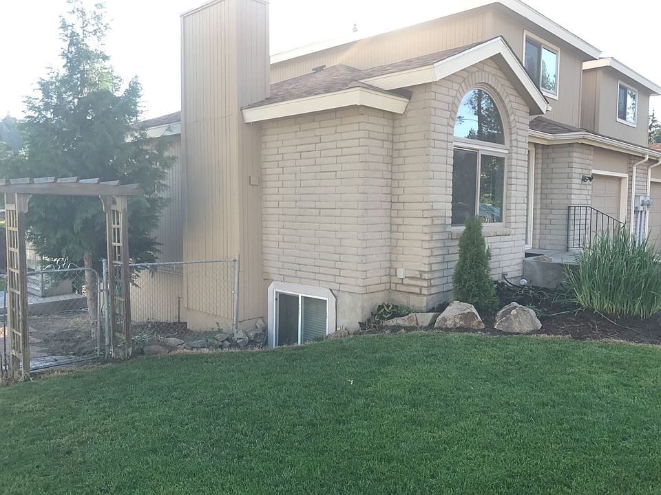 2nd image of 10007 N Stevens Ln