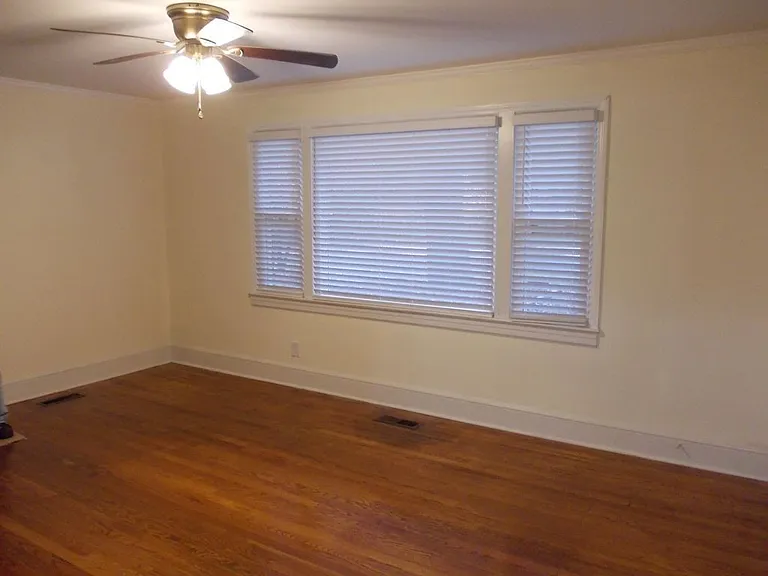 2746 Dogwood Ave — Photo 4
