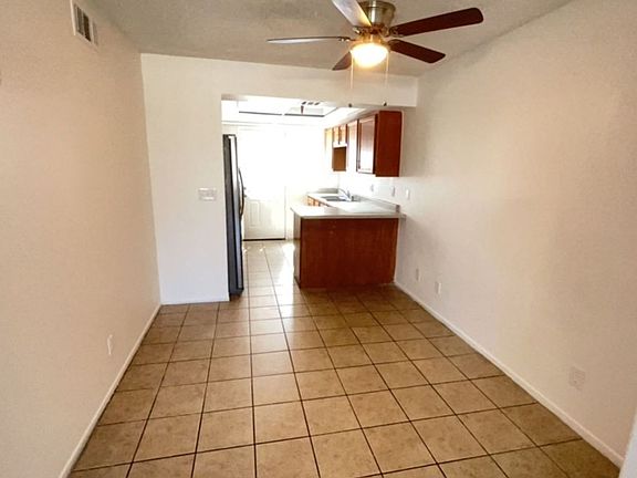 5th image of 33350 Cathedral Canyon Dr APT 3