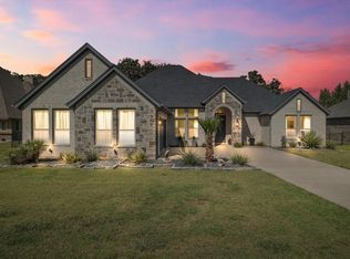 1709 Laguna Bay S, Azle, TX 76020