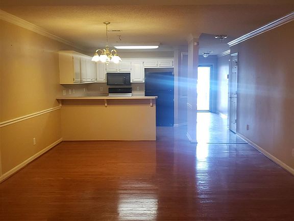 2nd image of 7 Dove Haven Dr