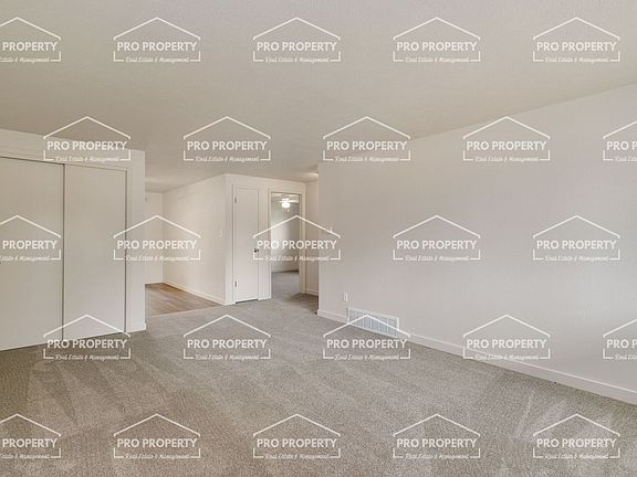 4th image of 424 W 43rd St