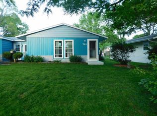 741 Houston Dr, Carpentersville, IL 60110