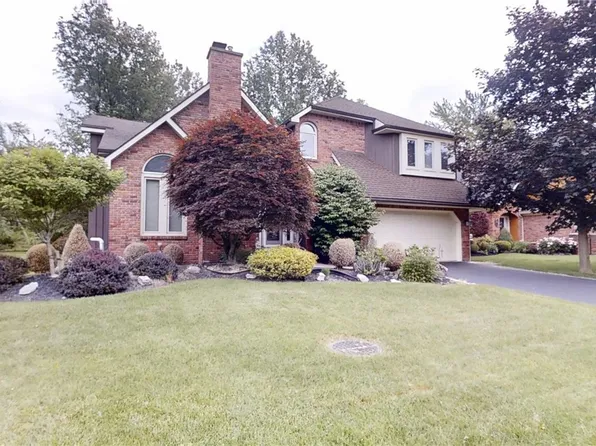 6097 Wellesley Cmn, East Amherst, NY 14051