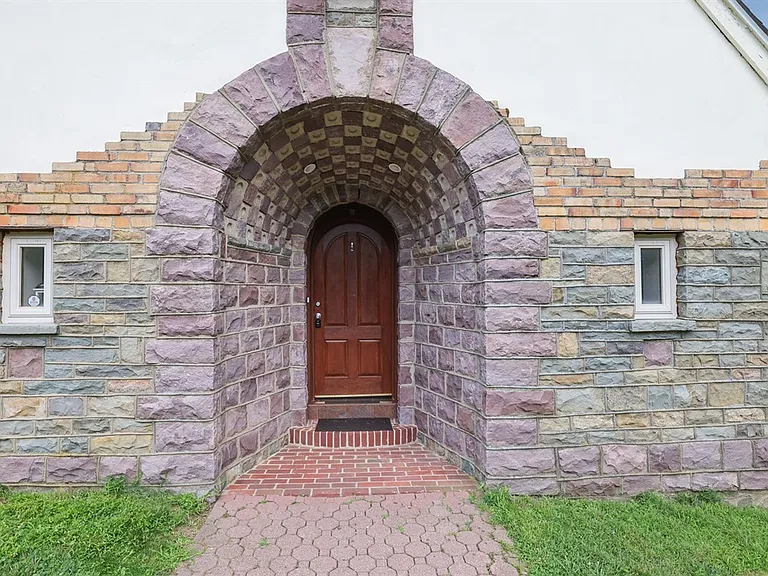 133 Montanesca Rd — Photo 16