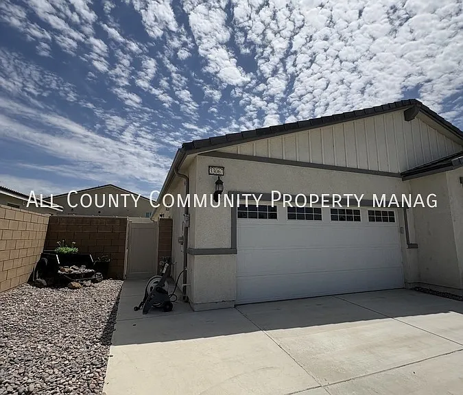 33067 Muscadelle Ct — Photo 1